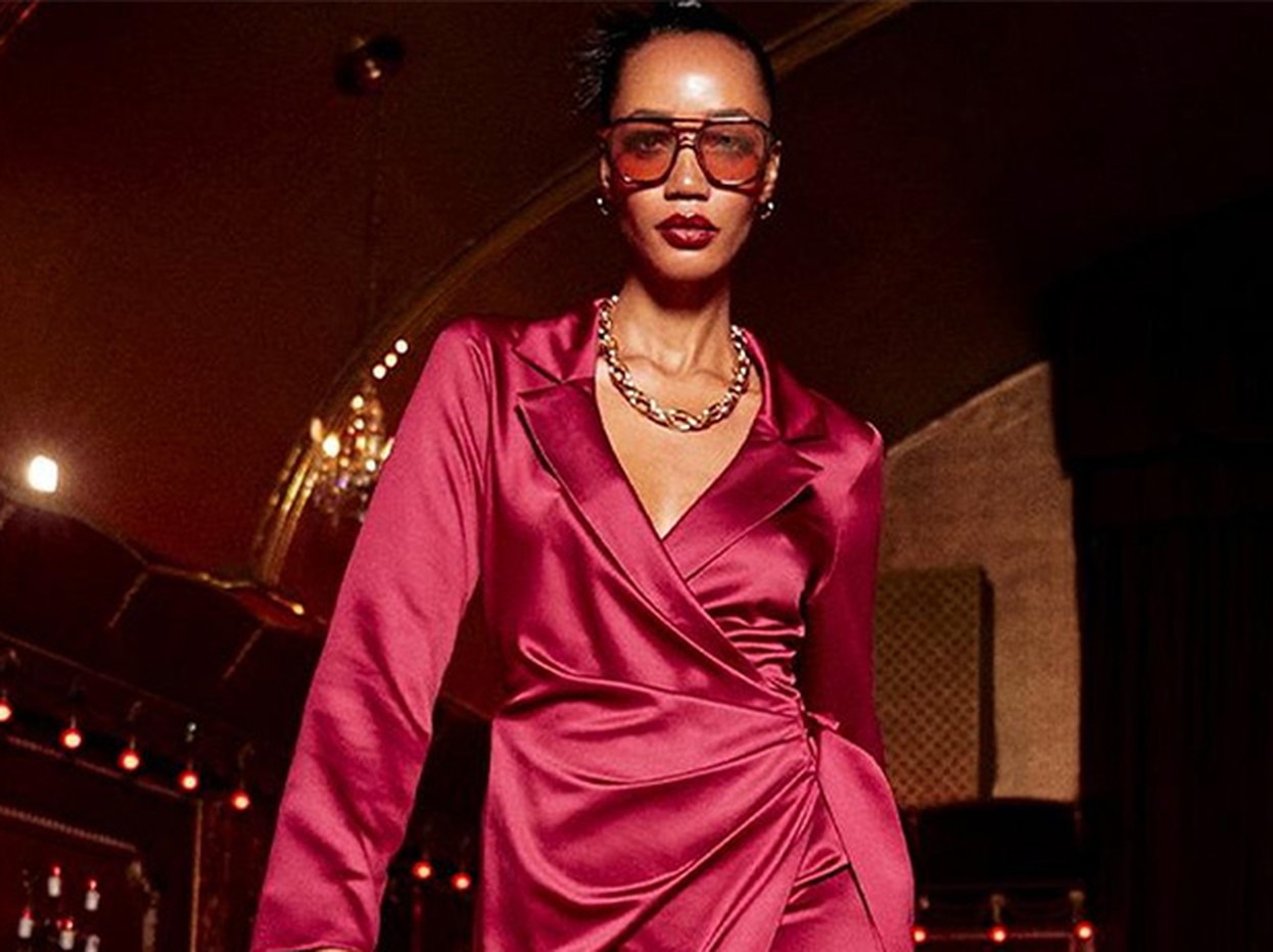 Debenhams Black Friday Deals on womenswear & gift sets